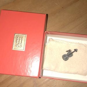 RETIRED. James Avery Violin Charm with the box